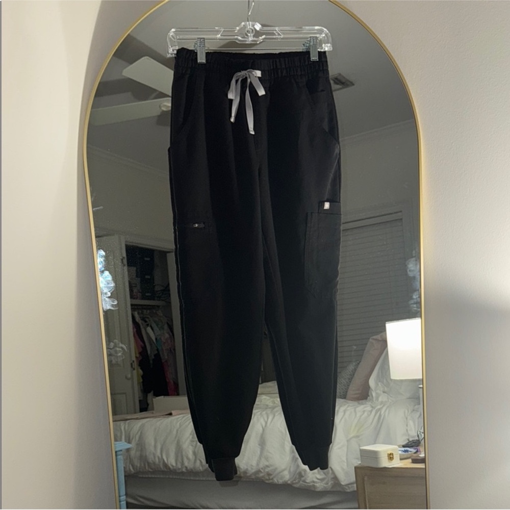 Figs Black Jogger Scrub Pants